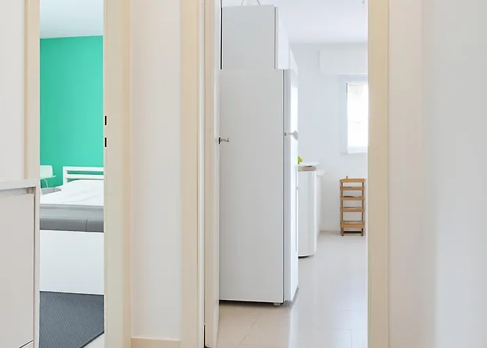 Elegante Bilocale A Metro E Relax