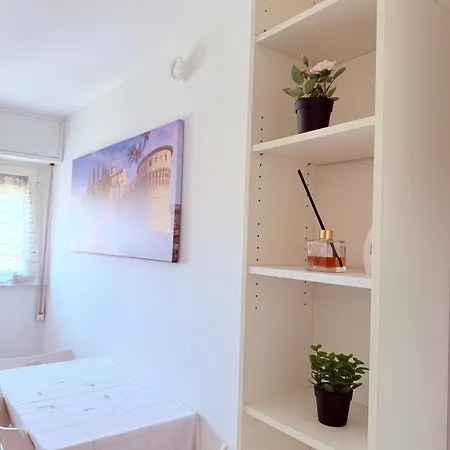 Apartment Elegante Bilocale A Metro E Relax *